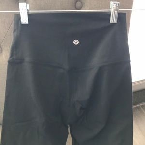 Lulu Align II * Size 4 * Never Worn